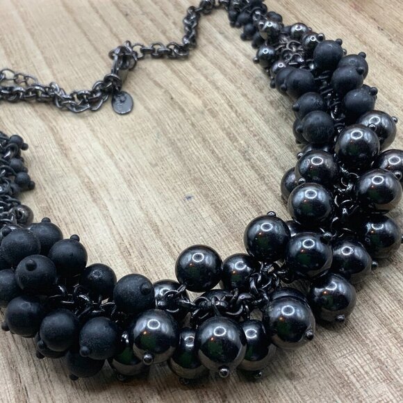 Lia Sophia Inked Cluster Black Beaded Gun Metal Matte Necklace - Picture 1 of 9